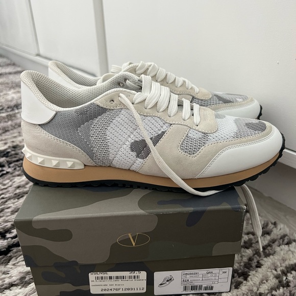 Valentino Rockrunner Sneakers - 39.5 - Picture 6 of 8